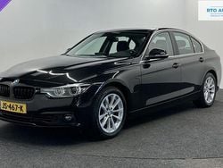 Zwart Gebruikt 2016 BMW 330 Executive Sedan | € 18.500 (Super prijs)