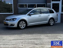 Grijs, metallic lak Gebruikt 2016 VW Golf VII Stationwagen | € 6.450 (Eerlijke prijs)