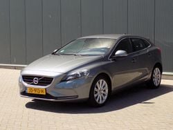 Grijs Gebruikt 2016 Volvo V40 Stationwagen | € 11.750 (Super prijs)