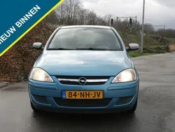 Blauw Gebruikt 2003 Opel Corsa Enjoy Hatchback | € 1.799