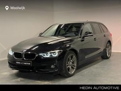 Zwart Gebruikt 2018 BMW 320 Executive Stationwagen | € 21.880 (Eerlijke prijs)
