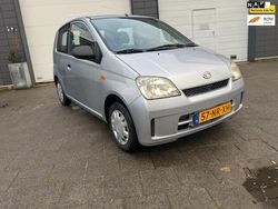 Grijs Gebruikt 2004 Daihatsu Cuore Hatchback | € 2.350 (Eerlijke prijs)
