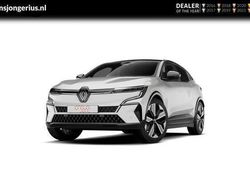 Blanc glacier + dakkleur noir étoilé (wit mica) Nieuw 2025 Renault Mégane Komfort SUV | € 40.117 (Eerlijke prijs)