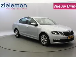 Grijs, metallic lak Gebruikt 2019 Skoda Octavia Business Line Sedan | € 13.845 (Iets duurder)