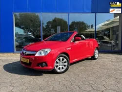 Rood Gebruikt 2005 Opel Tigra Enjoy Cabriolet | € 3.499 (Eerlijke prijs)