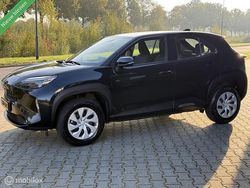Zwart Gebruikt 2023 Toyota Yaris Cross Comfort SUV | € 23.200 (Super prijs)