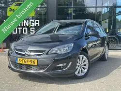 Zwart Gebruikt 2014 Opel Astra Business Stationwagen | € 4.888 (Eerlijke prijs)