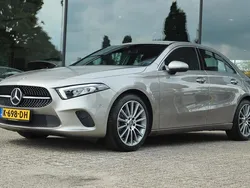 Grijs Gebruikt 2020 Mercedes A180 Premium Plus Sedan | € 25.900 (Goede deal)