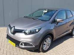 Grijs Gebruikt 2013 Renault Captur Expression SUV | € 7.350 (Eerlijke prijs)
