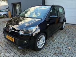 Zwart Gebruikt 2015 VW up! high up! Hatchback | € 7.249 (Goede deal)