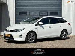 Wit Gebruikt 2013 Toyota Auris Touring Sports Executive Stationwagen | € 8.950 (Goede deal)
