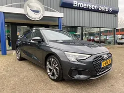 Grijs Gebruikt 2020 Audi A3 Sportback Business Hatchback | € 26.545