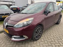 Rood Gebruikt 2012 Renault Scénic III Bose Edition MPV | € 1.950 (Eerlijke prijs)