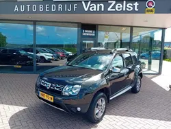 Zwart, metallic lak Gebruikt 2016 Dacia Duster Prestige SUV | € 11.950 (Iets duurder)