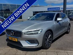 Grijs Gebruikt 2021 Volvo V60 Stationwagen | € 29.450 (Goede deal)