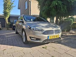 Grijs Gebruikt 2015 Ford Focus Stationwagen | € 9.000 (Duur)