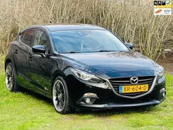 Zwart Gebruikt 2016 Mazda 3 Hatchback | € 11.999 (Goede deal)