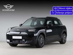 Zwart, metallic lak Gebruikt 2025 Mini Aceman Essential SUV | € 36.950