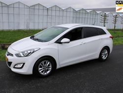 Wit Gebruikt 2014 Hyundai i30 Edition Stationwagen | € 6.900 (Goede deal)