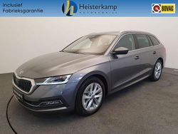 Grijs Gebruikt 2024 Skoda Octavia Business Line Stationwagen | € 36.950