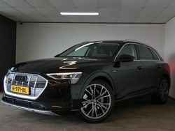 Zwart Gebruikt 2019 Audi e-tron Comfort SUV | € 23.950