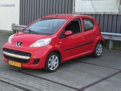 Rood Gebruikt 2011 Peugeot 107 Hatchback | € 3.199 (Eerlijke prijs)