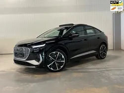 Zwart, metallic lak Gebruikt 2023 Audi Q4 Sportback e-tron Advanced SUV | € 41.900 (Eerlijke prijs)