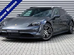 Grijs Gebruikt 2022 Porsche Taycan Sport Turismo Sedan | € 57.900