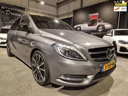Grijs Gebruikt 2014 Mercedes B180 Prestige MPV | € 14.849 (Eerlijke prijs)