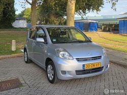 Grijs Gebruikt 2008 Daihatsu Sirion Hatchback | € 2.995 (Eerlijke prijs)