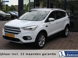 Wit Gebruikt 2018 Ford Kuga Titanium SUV | € 17.940 (Eerlijke prijs)