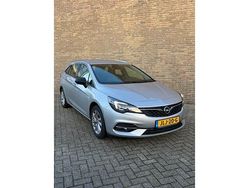 Grijs Gebruikt 2021 Opel Astra Business Edition Stationwagen | € 14.950 (Goede deal)