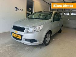 Grijs, metallic lak Gebruikt 2010 Chevrolet Aveo Hatchback | € 2.695 (Eerlijke prijs)