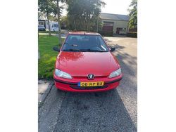 Rood Gebruikt 2001 Peugeot 106 Hatchback | € 999 (Eerlijke prijs)