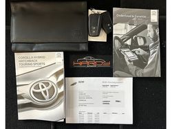 Zwart Gebruikt 2020 Toyota Corolla Business Edition Hatchback | € 19.680 (Eerlijke prijs)
