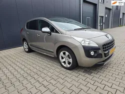 Grijs Gebruikt 2011 Peugeot 3008 GT MPV | € 3.950 (Goede deal)