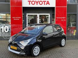 Zwart Gebruikt 2021 Toyota Aygo X X-play SUV | € 12.700