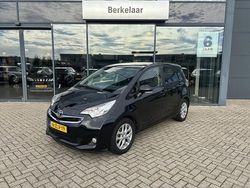Zwart Gebruikt 2015 Toyota Verso-S Trend MPV | € 11.445 (Eerlijke prijs)