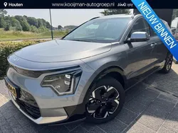 Grijs Gebruikt 2024 Kia e-Niro SUV | € 38.800 (Eerlijke prijs)