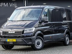 Zwart Nieuw 2024 MAN TGE Van | € 55.950 (Duur)