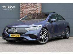 Blauw Gebruikt 2024 Mercedes EQE300 Business Sedan | € 52.500