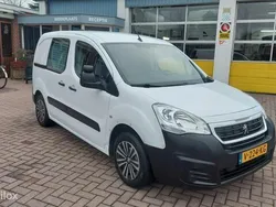 Wit Gebruikt 2017 Peugeot Partner Premium MPV | € 8.950 (Iets duurder)