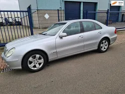 Grijs Gebruikt 2002 Mercedes E240 Avantgarde Sedan | € 4.499 (Goede deal)