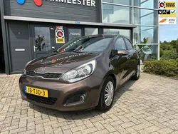 Bruin Gebruikt 2012 Kia Rio Plus Hatchback | € 3.748 (Goede deal)