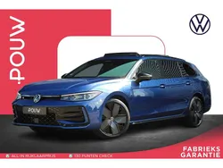Blauw Gebruikt 2025 VW Passat R-line Stationwagen | € 53.900