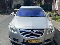 Grijs Gebruikt 2013 Opel Insignia Edition Hatchback | € 5.500 (Goede deal)