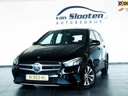 Zwart Gebruikt 2020 Mercedes B180 Business MPV | € 22.450 (Eerlijke prijs)