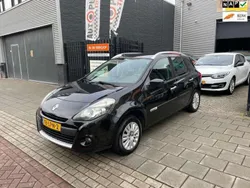 Zwart, metallic lak Gebruikt 2010 Renault Clio GrandTour Collection Stationwagen | € 2.999 (Eerlijke prijs)