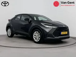 Zwart Gebruikt 2024 Toyota C-HR Active SUV | € 31.999 (Super prijs)