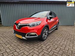 Rood (metallic) Gebruikt 2016 Renault Captur XMOD SUV | € 10.950 (Eerlijke prijs)